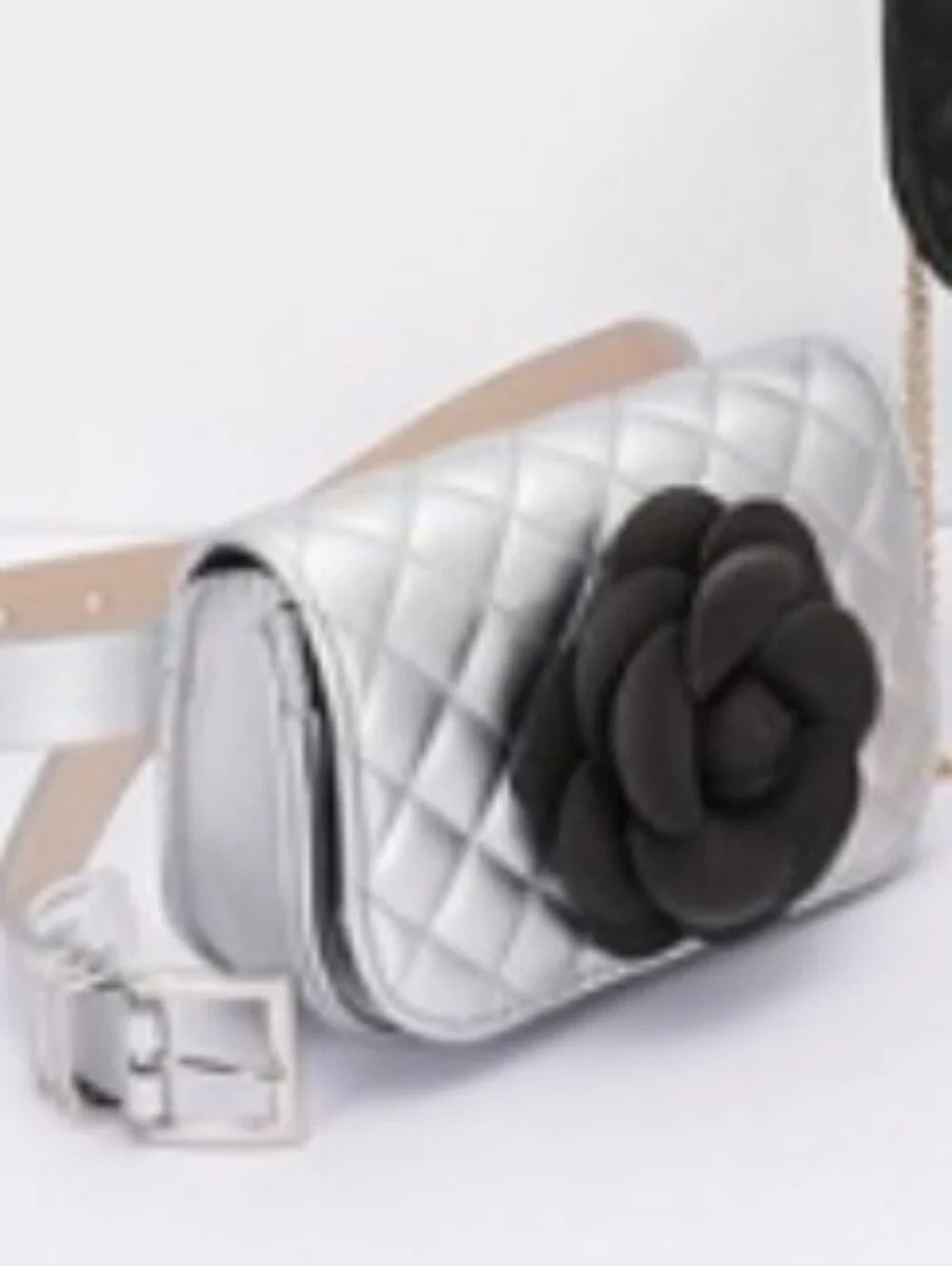 Quilted Metallic Flower Belt Bag -Chain Crossbody (Silver/Black 🩶🖤)